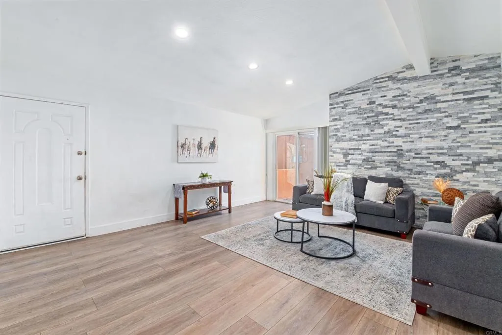 https://cdn.realtyfeed.com/cdn/127/306489917/1da6871cf9d9e3964e307c8cedb2181e.webp