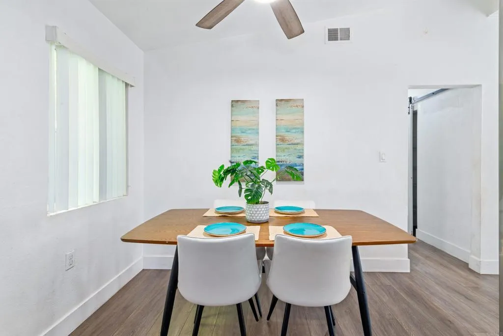 https://cdn.realtyfeed.com/cdn/127/306489917/33961bdd708221f227af6a2d3efea674.webp