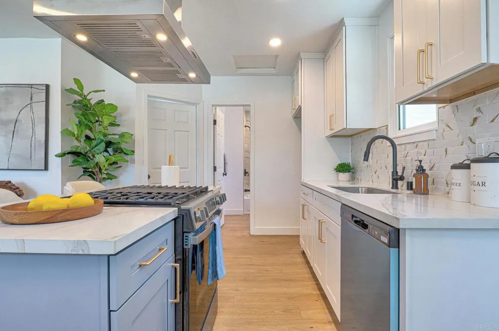 https://cdn.realtyfeed.com/cdn/127/306489938/d733ab7c867fe6b65cb6dbb642ee5aa6.webp