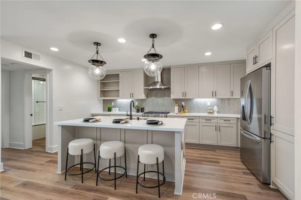 https://cdn.realtyfeed.com/cdn/127/306489981/b7693b33a3bcbdc7a0c82306d30e5dff.webp