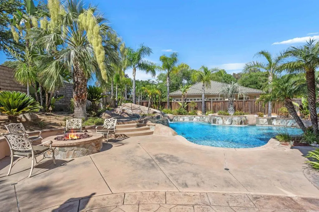 https://cdn.realtyfeed.com/cdn/127/306489986/0cd4fa89738aa0c3fbacf41f4084a2e4.webp