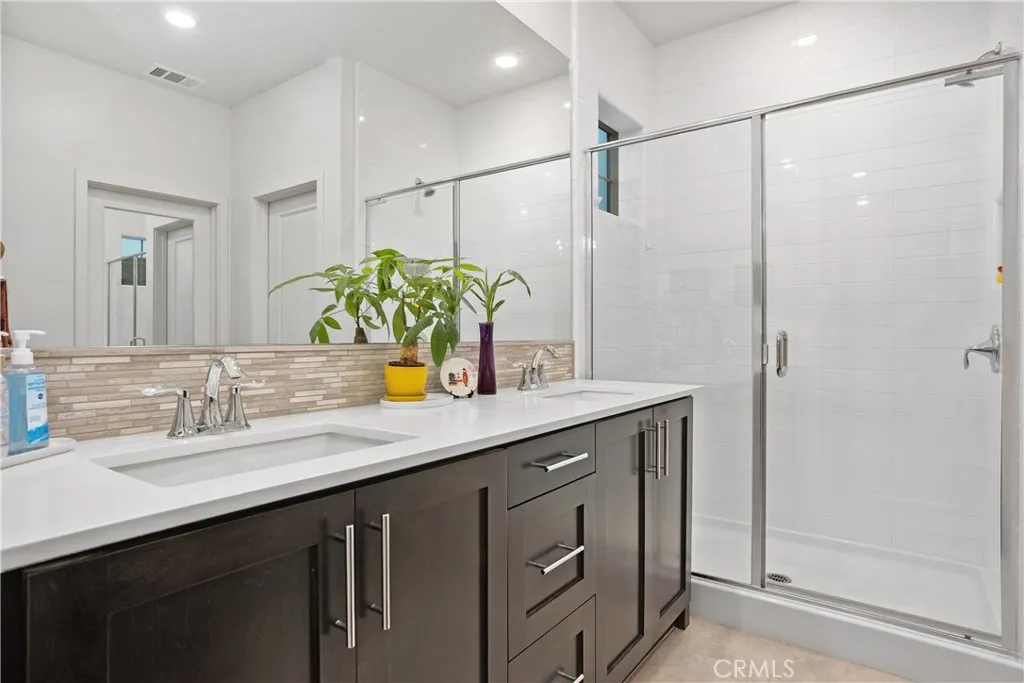 Photo #21: OC25154368 Listing: Photo #21