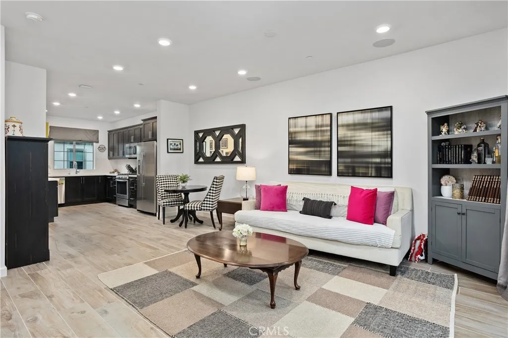 Photo #10: OC25154368 Listing: Photo #10