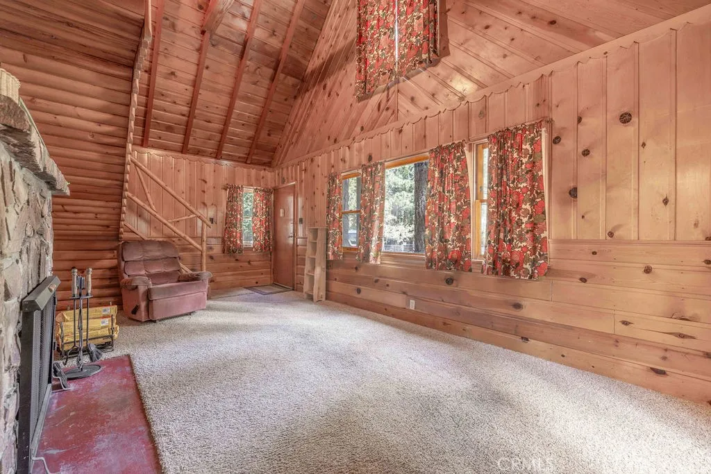 1008 Sugarloaf Boulevard, Big Bear, CA 92314 - Photo 3 of 46, Big Bear, CA