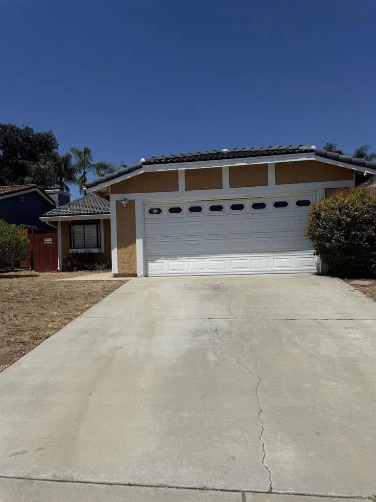 https://cdn.realtyfeed.com/cdn/127/306490181/2098aab9f104dbef38b5deb2db0f7c32.webp