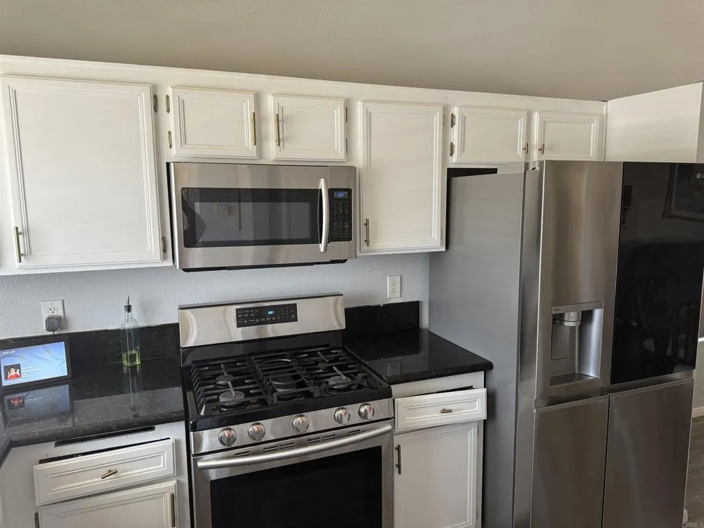https://cdn.realtyfeed.com/cdn/127/306490181/d8775c39525b2926f65050867246cfde.webp
