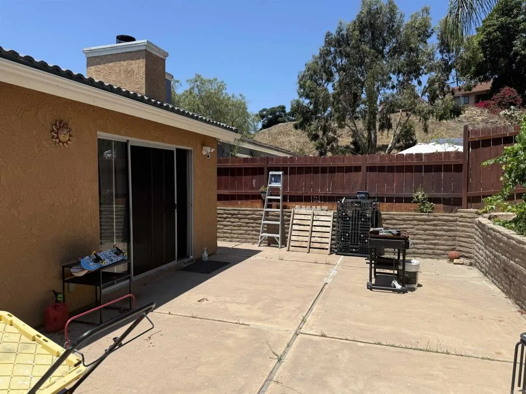https://cdn.realtyfeed.com/cdn/127/306490181/ed02a3e7602a448548b33517ebf06739.webp