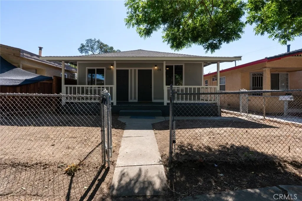 106 Pleasant Street, Modesto, CA 95354
