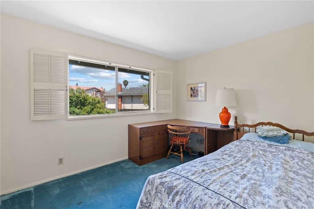 https://cdn.realtyfeed.com/cdn/127/306490488/eaa42cd6012badc559df439426279c1f.webp