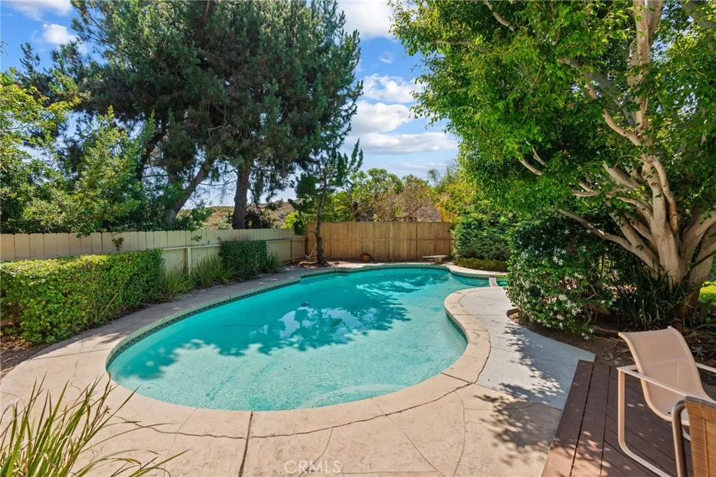 https://cdn.realtyfeed.com/cdn/127/306490488/ecec496837750dc1876abae2e85c7539.webp