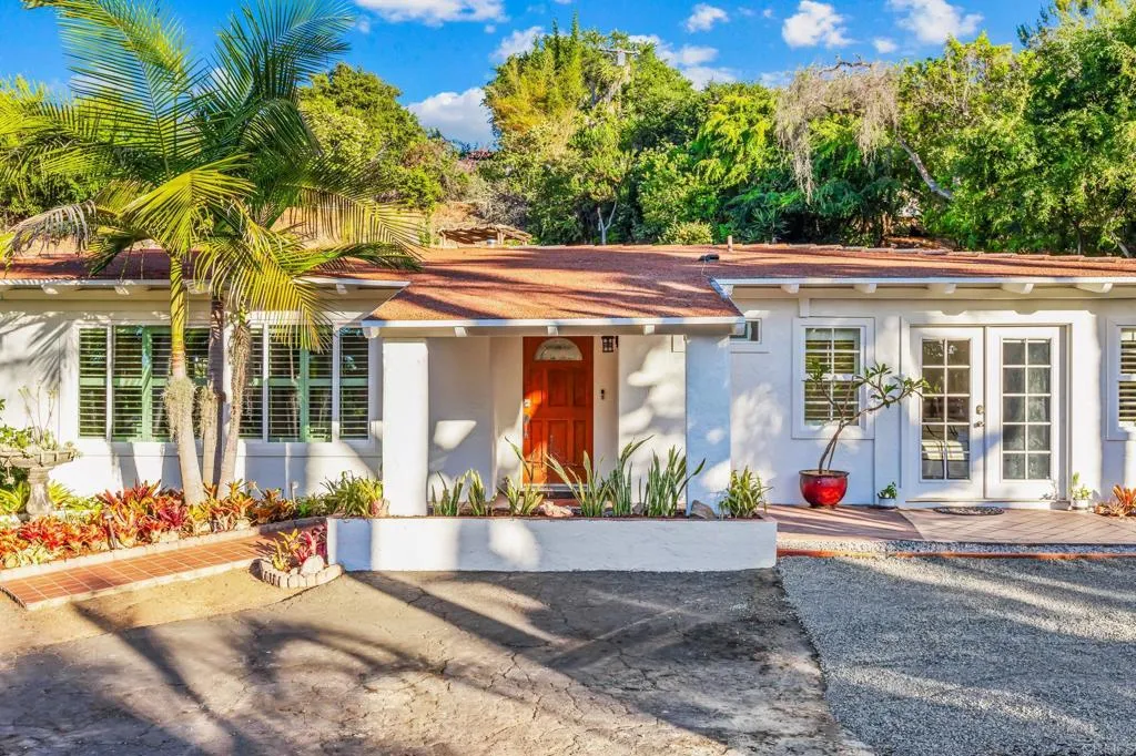https://cdn.realtyfeed.com/cdn/127/306490536/0f2e3df4019c4c597f514c136e035a7b.webp