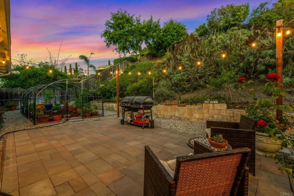 https://cdn.realtyfeed.com/cdn/127/306490536/2fc8bf21fc907cf9441db437b2e0ce52.webp