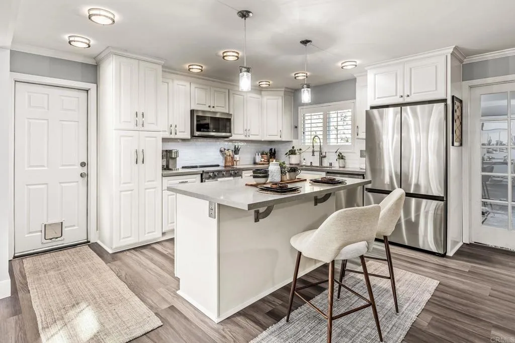 https://cdn.realtyfeed.com/cdn/127/306490536/4ff7e7c14c339ba53f23757eac877274.webp