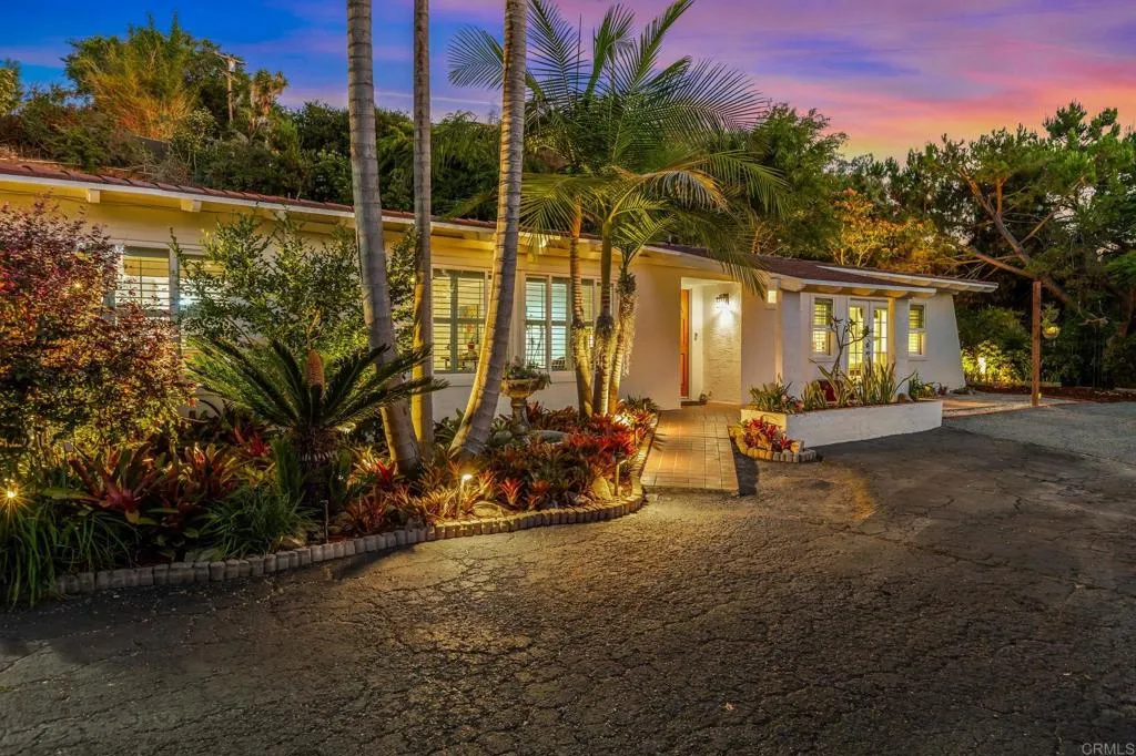 https://cdn.realtyfeed.com/cdn/127/306490536/627ddda3a320c71b28bebd9dfaab03a5.webp