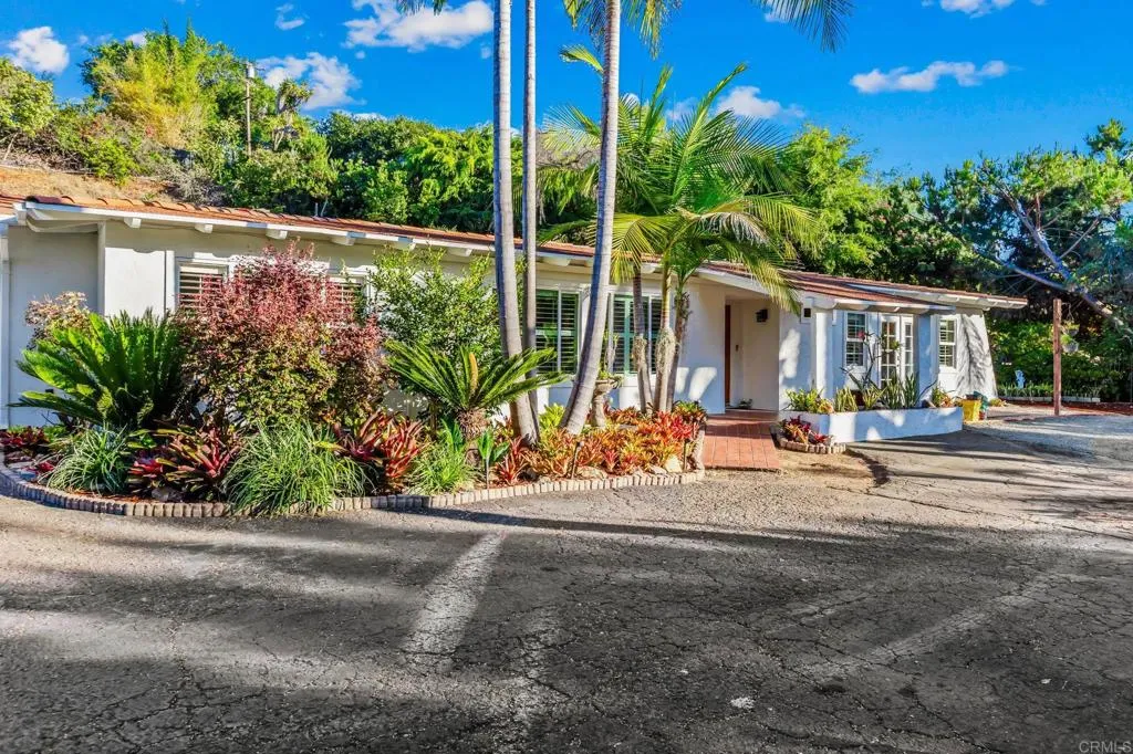 https://cdn.realtyfeed.com/cdn/127/306490536/bf1e4ba20c92134c139accce9023e956.webp