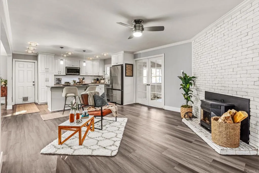 https://cdn.realtyfeed.com/cdn/127/306490536/fa529f83bbc0e4bca2a8689575ba1ef7.webp
