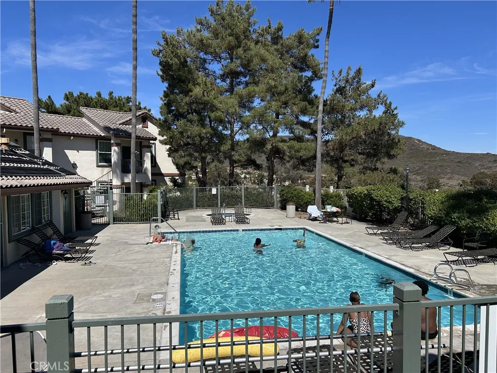 https://cdn.realtyfeed.com/cdn/127/306490666/62430e0be3cf1b3b6f7485ca14633c2d.webp