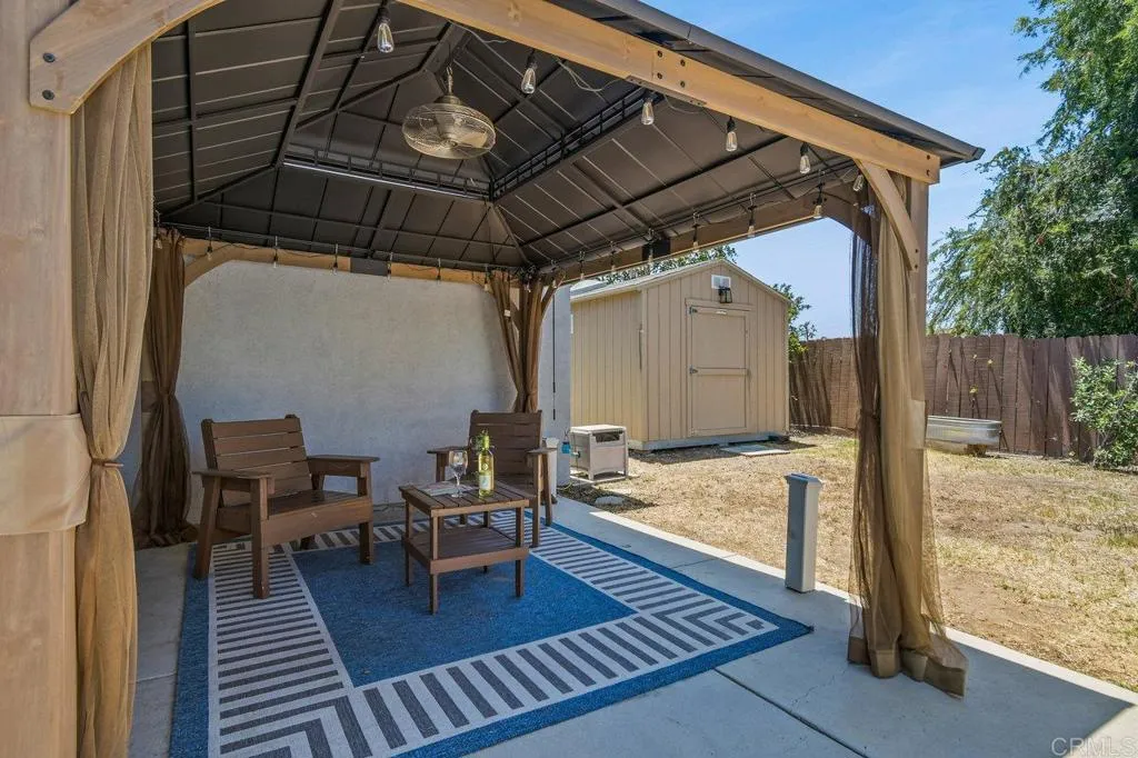 https://cdn.realtyfeed.com/cdn/127/306490697/9480566a8e4bbcff79f7ad2c57a16603.webp