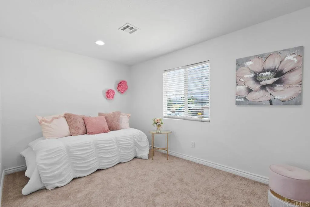 https://cdn.realtyfeed.com/cdn/127/306490697/e1ce9ea9f5855a87c71117b197832bb9.webp