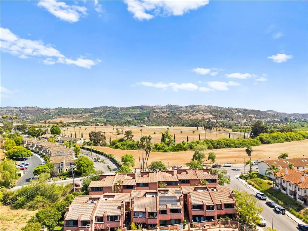 Photo #3: SW25156003 Listing 