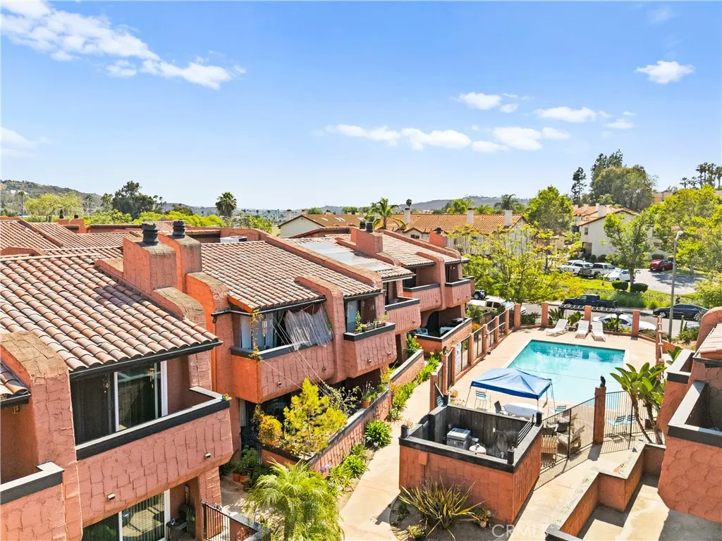 Photo #2: SW25156003 Listing 