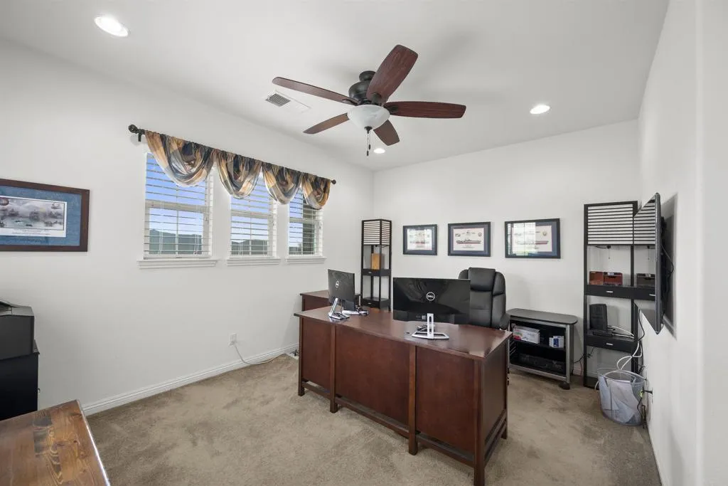 https://cdn.realtyfeed.com/cdn/127/306490780/17050196919ac87596bcc92abbe42bef.webp