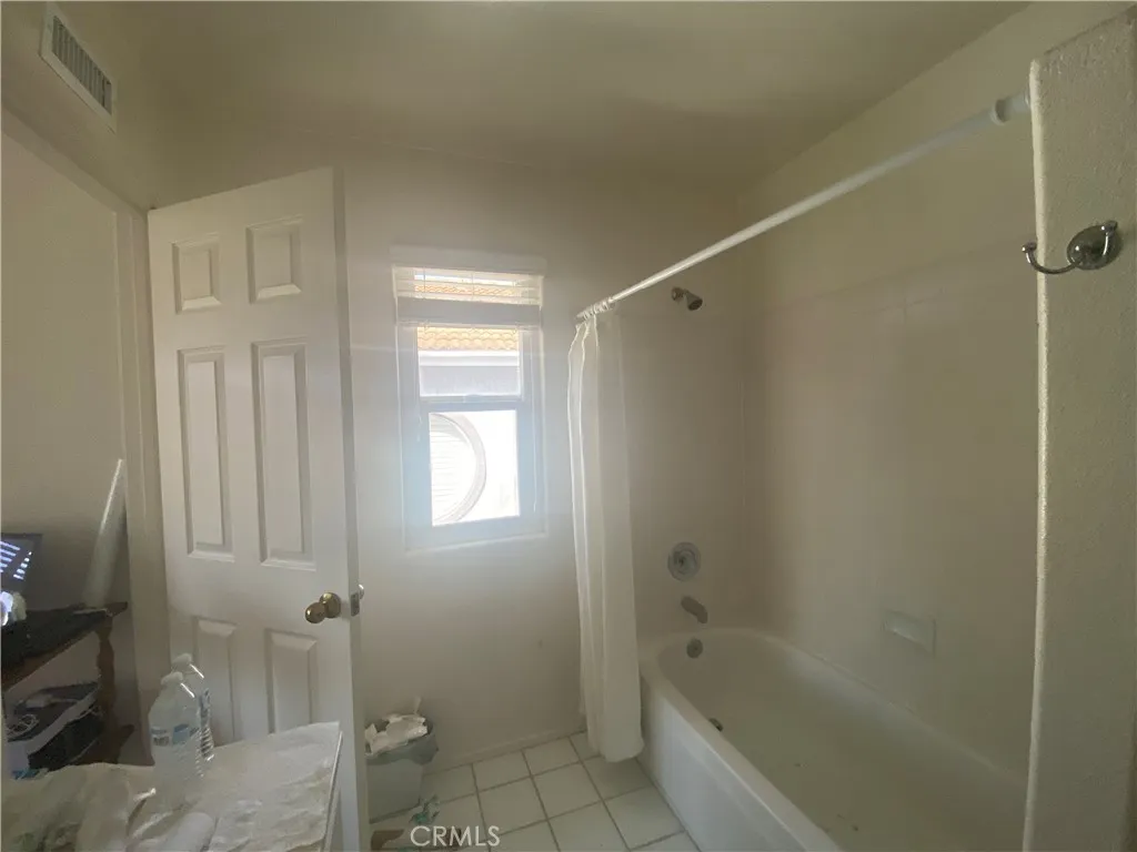 https://cdn.realtyfeed.com/cdn/127/306490799/8eb82cd79a891bfb9a6eef0f6b7433d2.webp