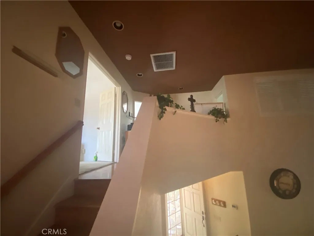https://cdn.realtyfeed.com/cdn/127/306490799/e6ad6d78c5a655de3c7b0de39cc3b018.webp