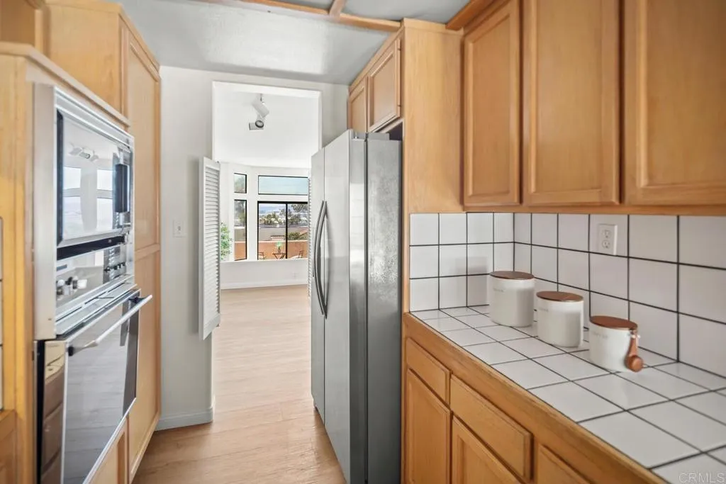 https://cdn.realtyfeed.com/cdn/127/306490807/da34c5da5fa0562ee38f48a3adc612bb.webp
