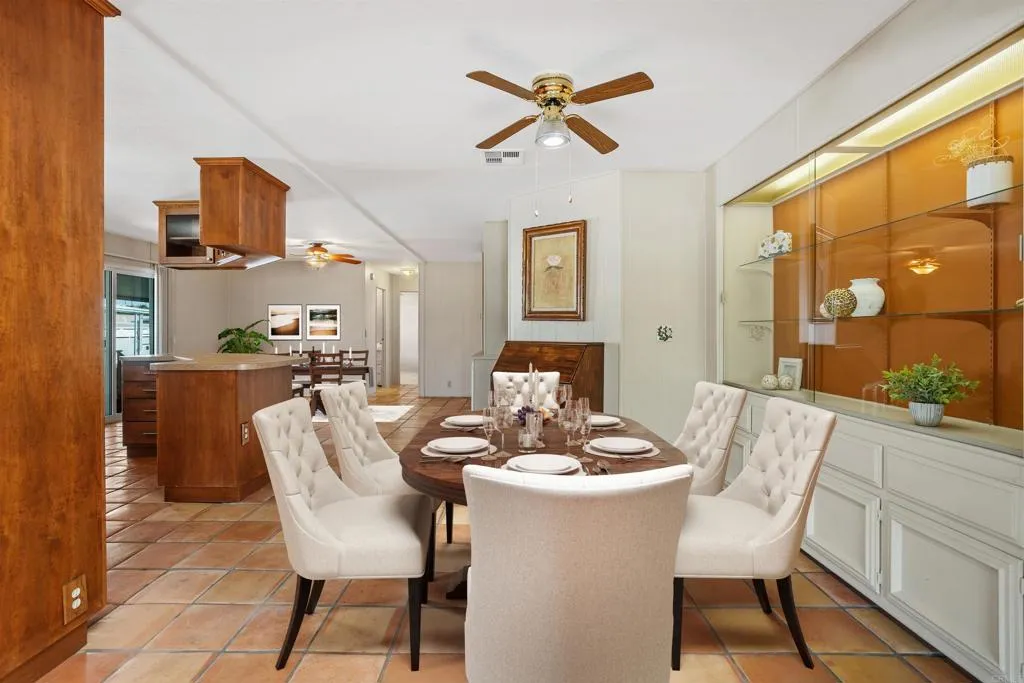 https://cdn.realtyfeed.com/cdn/127/306490822/e638b9bbd3352278072cd59612e75d44.webp