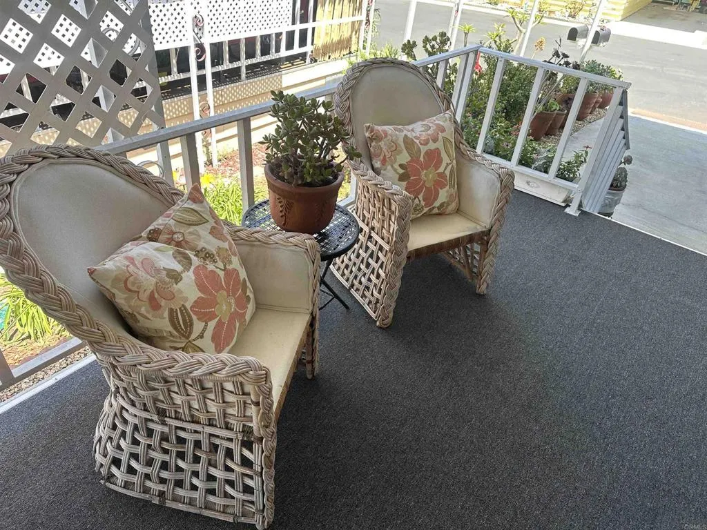 https://cdn.realtyfeed.com/cdn/127/306490822/ebb2359e05c6216e5295acb6b3ab5a6c.webp