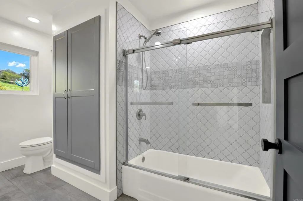 https://cdn.realtyfeed.com/cdn/127/306490826/4a0bf6d7697db19b4d9cb9fe914c24c7.webp