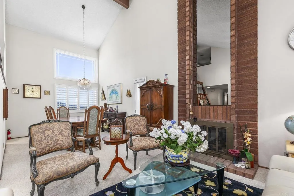 https://cdn.realtyfeed.com/cdn/127/306490831/794ae38e46a0c2be225f4adfacd3bce6.webp
