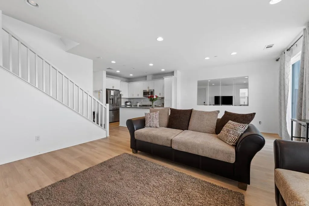 Photo #3: PTP2505280 Listing 