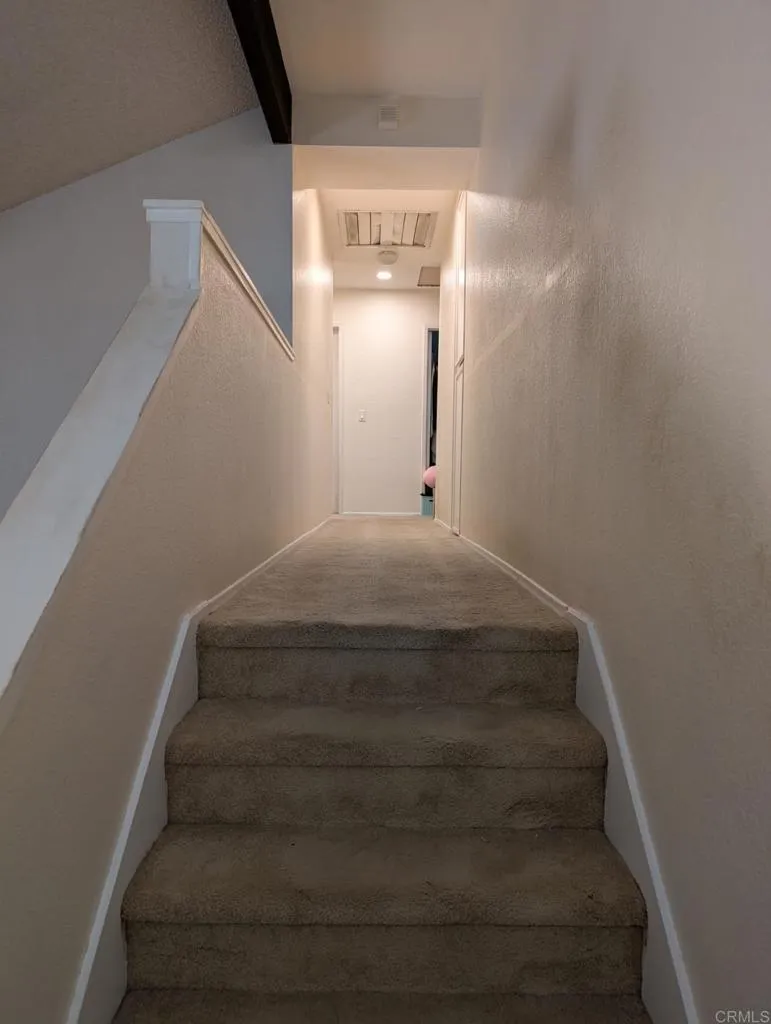 https://cdn.realtyfeed.com/cdn/127/306490919/355f94b8481b4b8645a2d37f1bbe507b.webp