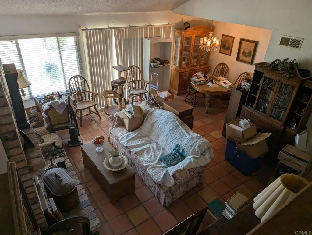 https://cdn.realtyfeed.com/cdn/127/306490919/f75a3cee0ee5c8f47fcacb53a9535a0a.webp