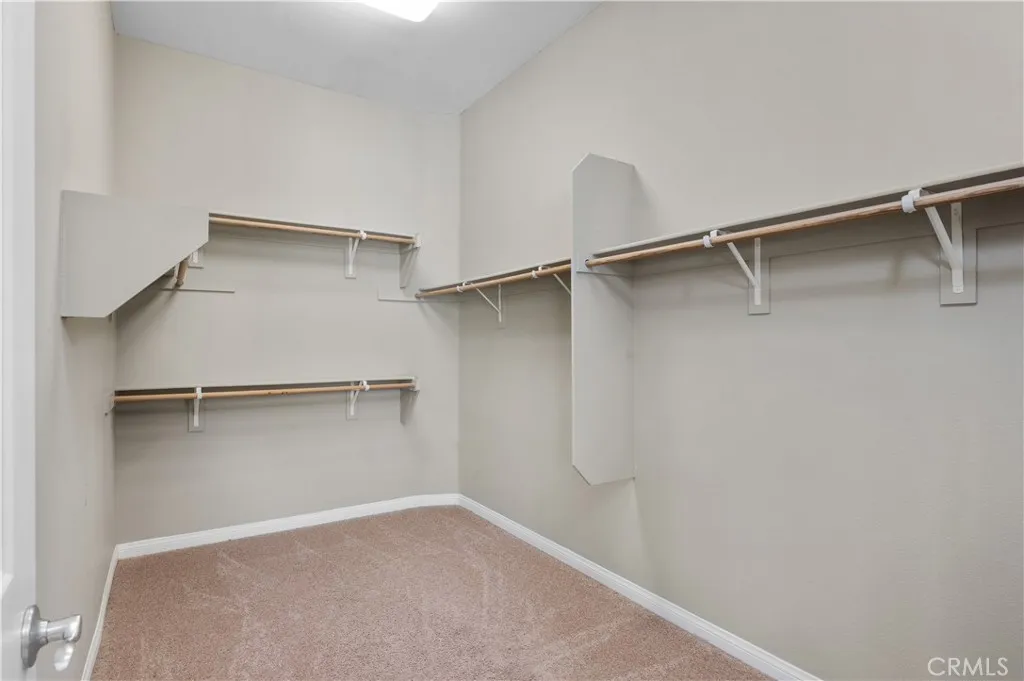 https://cdn.realtyfeed.com/cdn/127/306490980/04493aa84a3208ec604a50b127750f17.webp