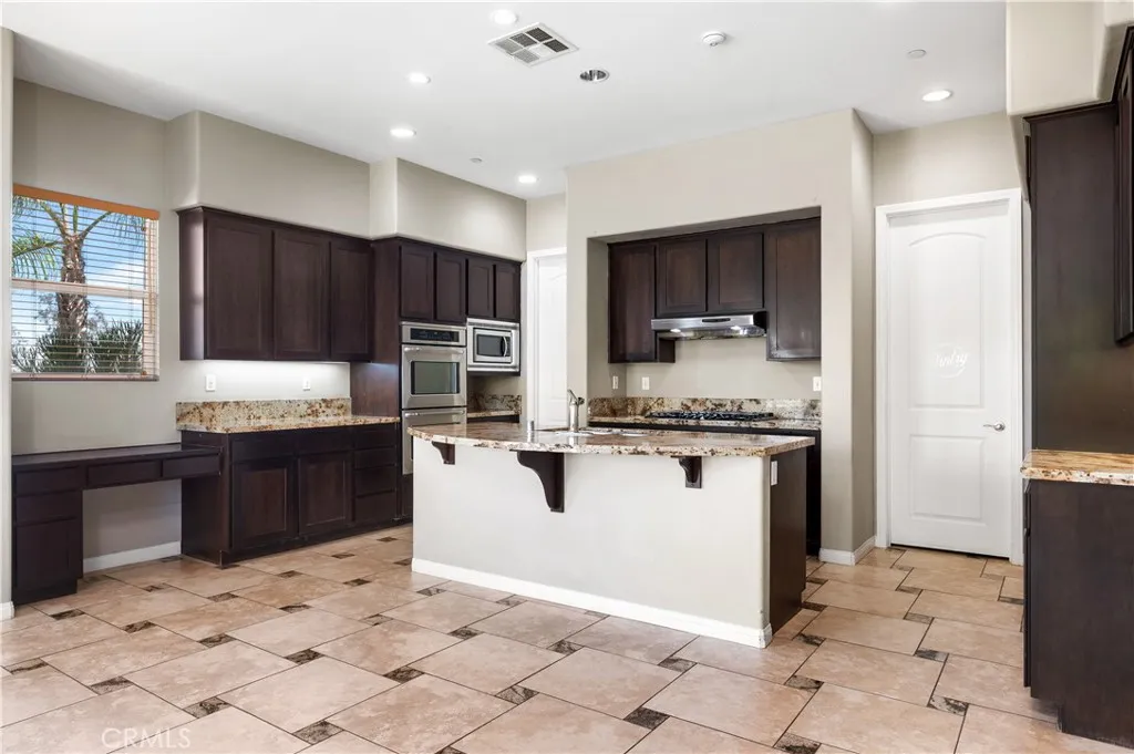 https://cdn.realtyfeed.com/cdn/127/306490980/2bb1f33dec377fd932071ae30b6ac697.webp