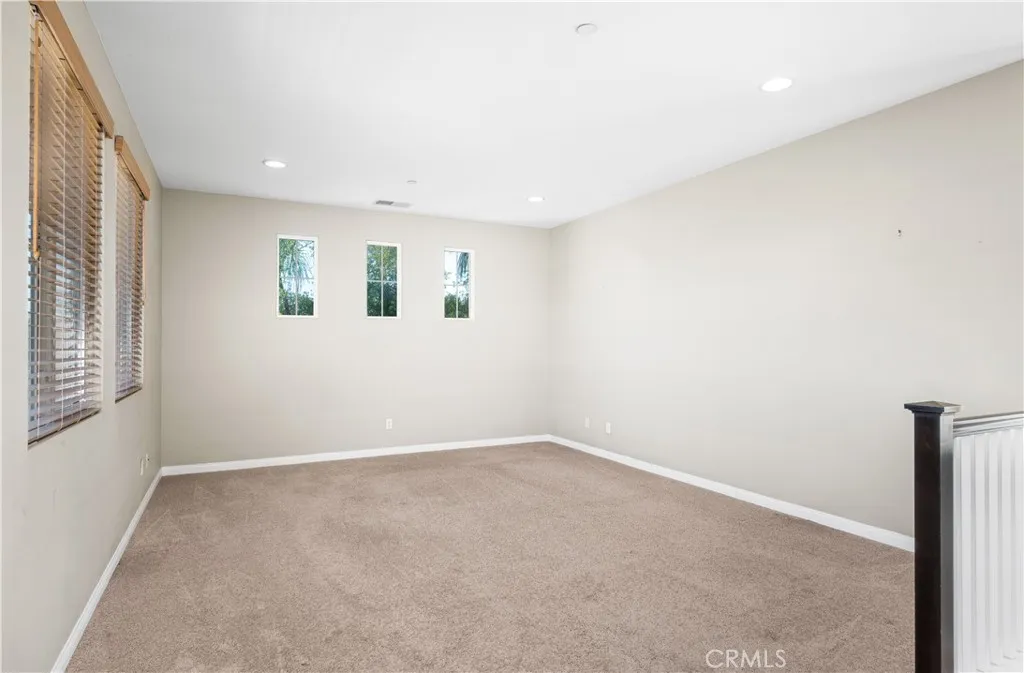 https://cdn.realtyfeed.com/cdn/127/306490980/4935b08c882bb4cf34b3586a10973715.webp