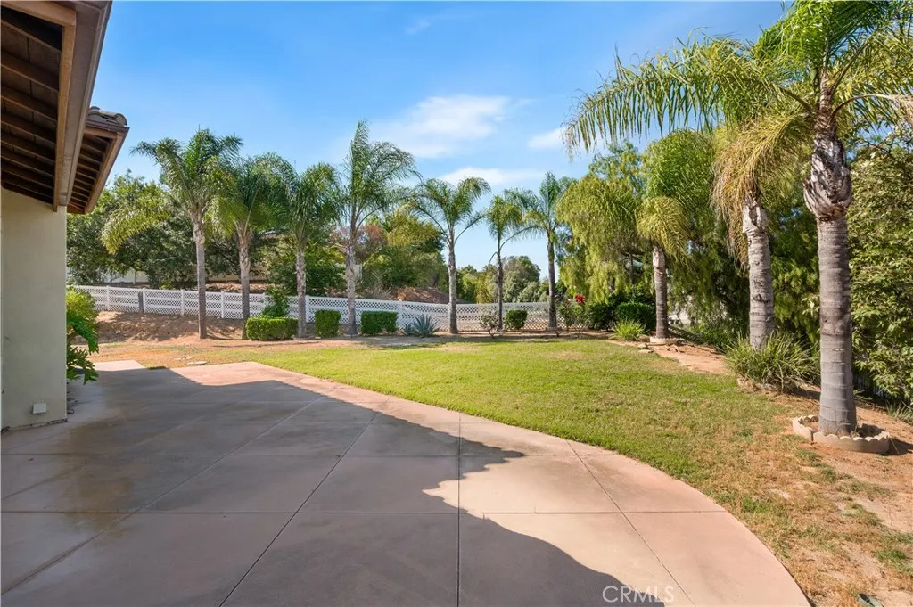https://cdn.realtyfeed.com/cdn/127/306490980/716aa13a07cdc3157ab76aad2f5c0752.webp