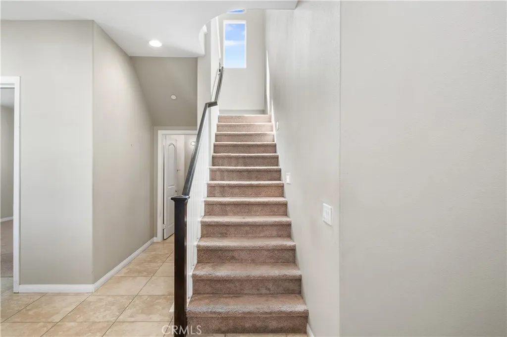 https://cdn.realtyfeed.com/cdn/127/306490980/cf8b4b914b1f9b929a18820a69817594.webp