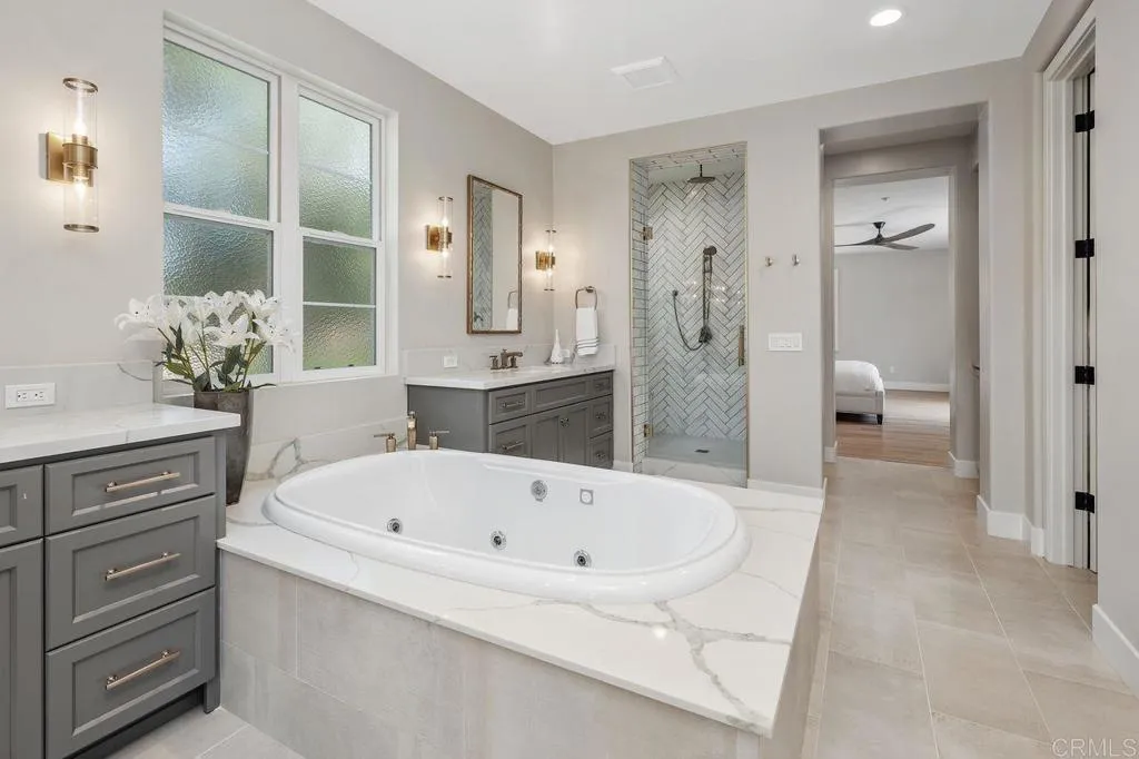 https://cdn.realtyfeed.com/cdn/127/306490995/80b2cd2846c0c22ec782254275114a8d.webp