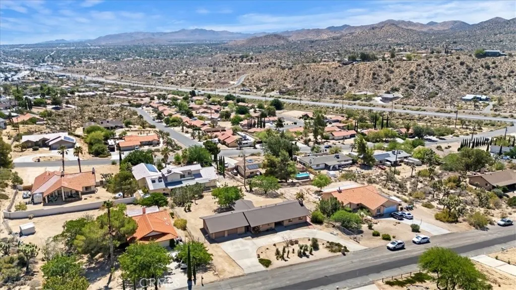7575 Whitney Avenue, Yucca Valley, CA 92284 - Photo 5 of 74, Yucca Valley, CA