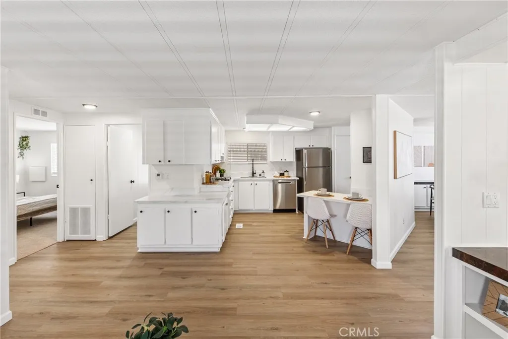 https://cdn.realtyfeed.com/cdn/127/306491162/3a76d3b1986d9d5416db9209906560c8.webp