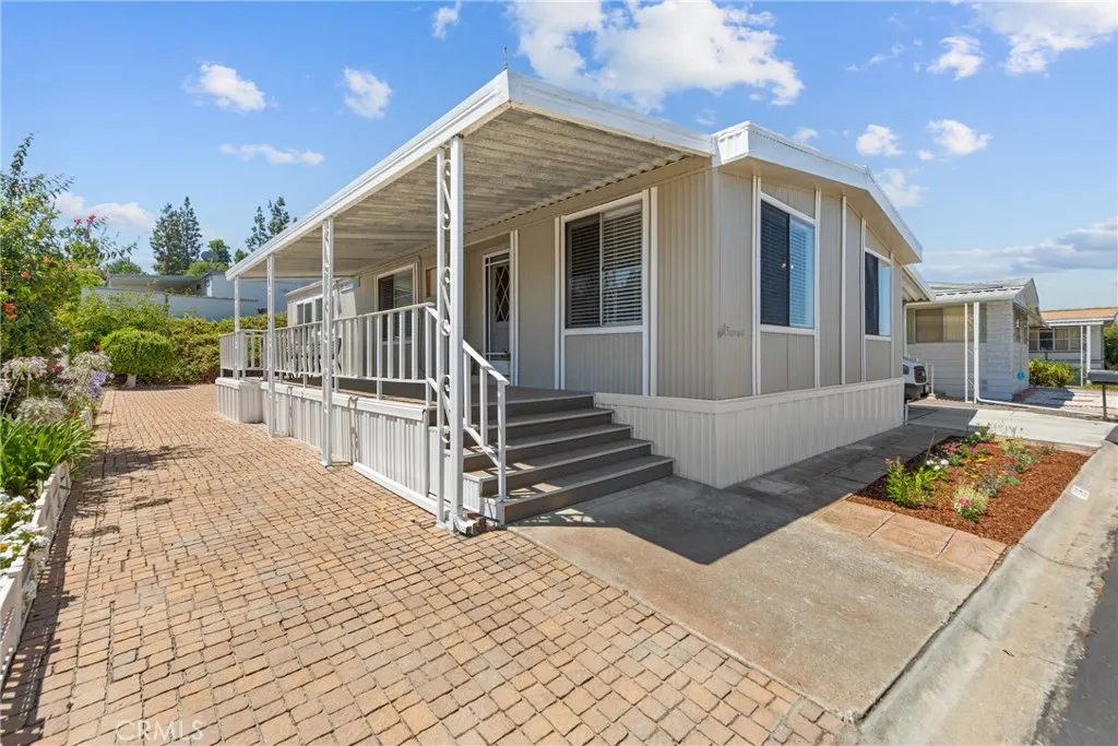 https://cdn.realtyfeed.com/cdn/127/306491162/80edb625487bc3855fe5ac3d2dddecfa.webp