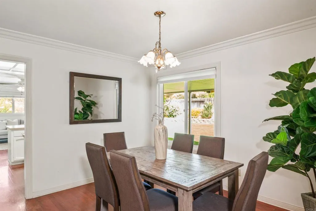 https://cdn.realtyfeed.com/cdn/127/306491168/890db7ac245cca0f08aebea7f3f2962b.webp