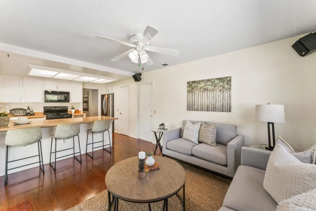 https://cdn.realtyfeed.com/cdn/127/306491168/ef7e67515ed951799197ff6d85f32d81.webp
