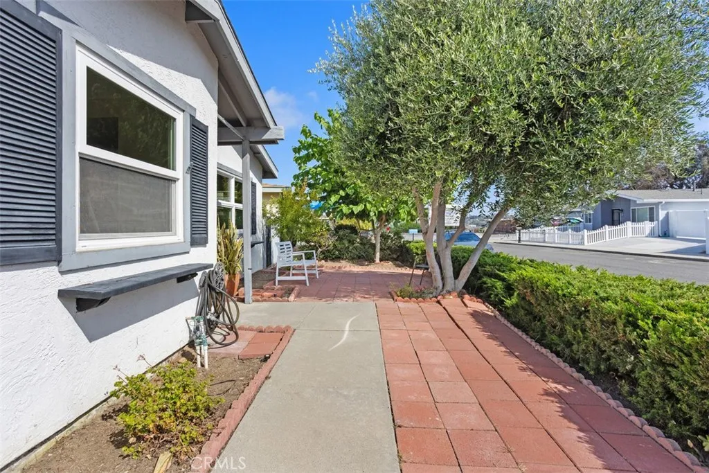 Photo #3: OC25154447 Listing 