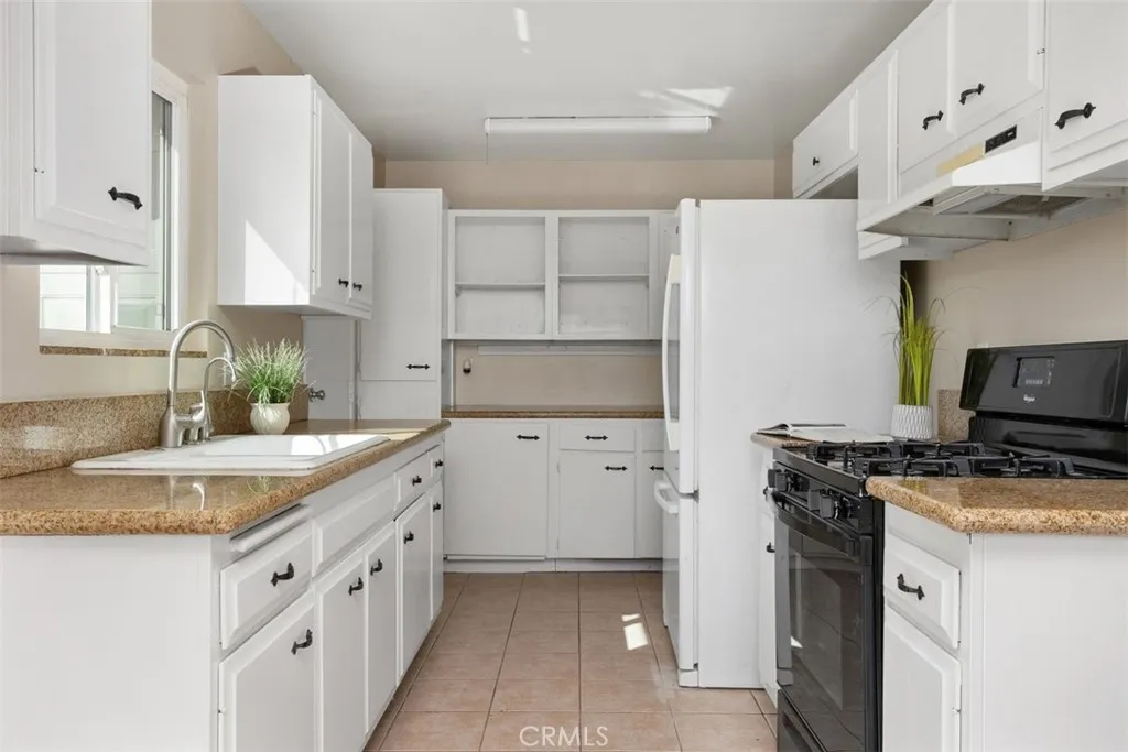 Photo #8: OC25154447 Listing: Photo #8