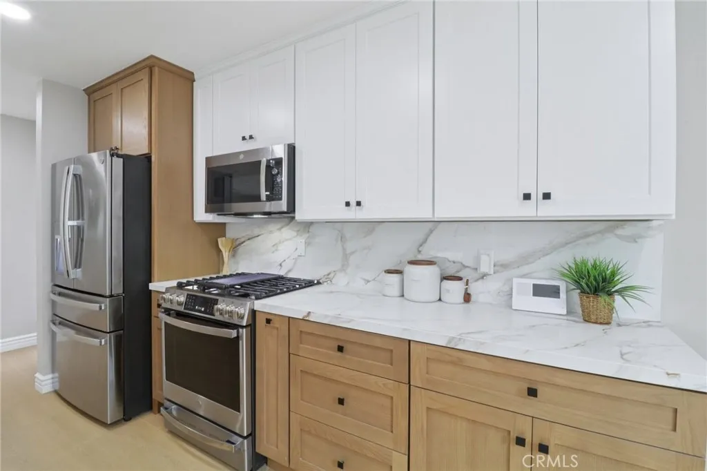 https://cdn.realtyfeed.com/cdn/127/306491185/bb4c958f4ddf90d7c137ec842825be37.webp